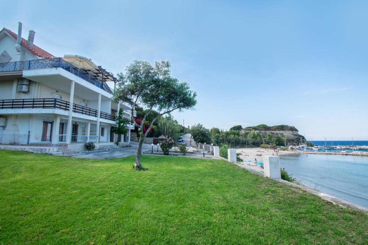 Paradiso Del Mare On The Beach By "Elite" Plános Dış mekan fotoğraf